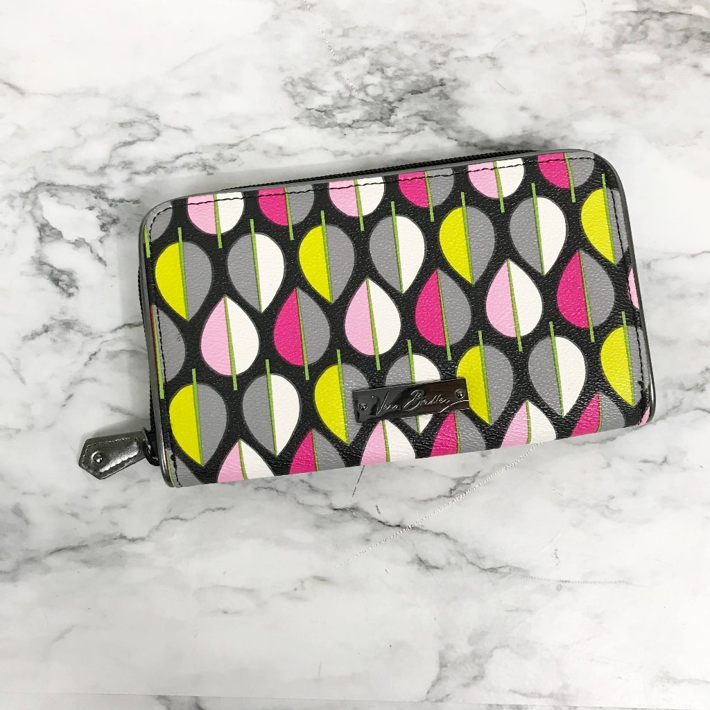 Vera Bradley Vinyl Sided Zipper Wallet Euc